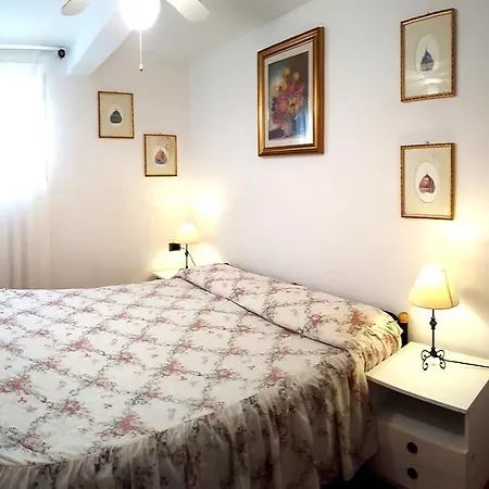 Holiday home Derosas